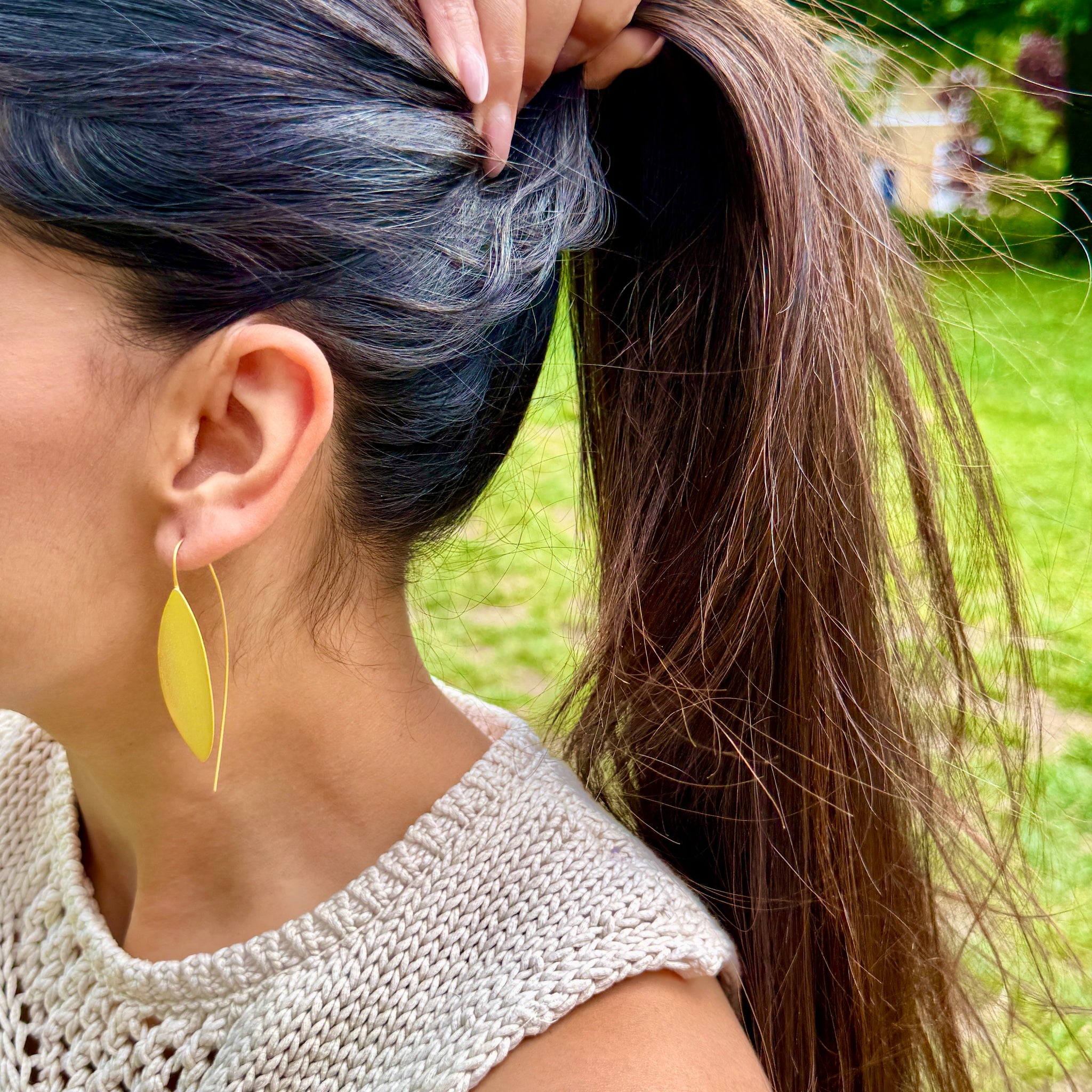 Golden Sway Drops Earrings