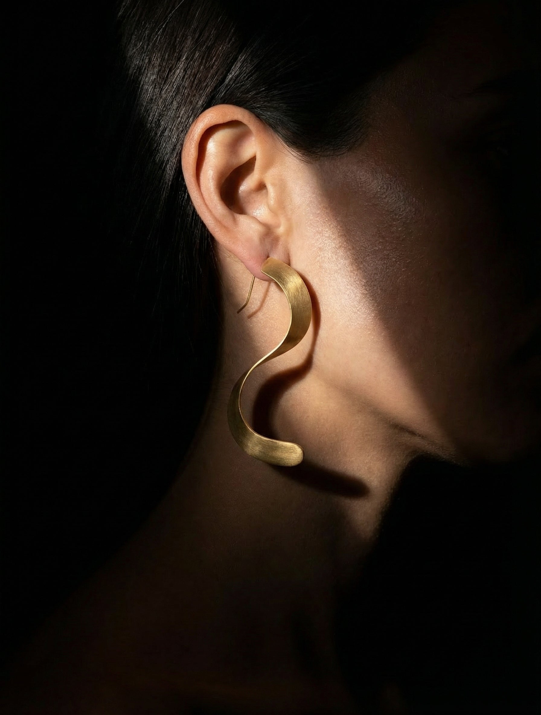 Eclipse Curl Earrings