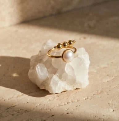 Elira Pearl Ring